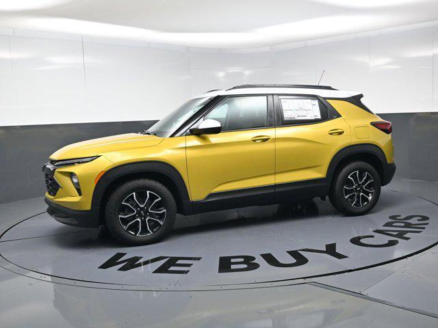 new 2025 Chevrolet TrailBlazer car, priced at $29,403