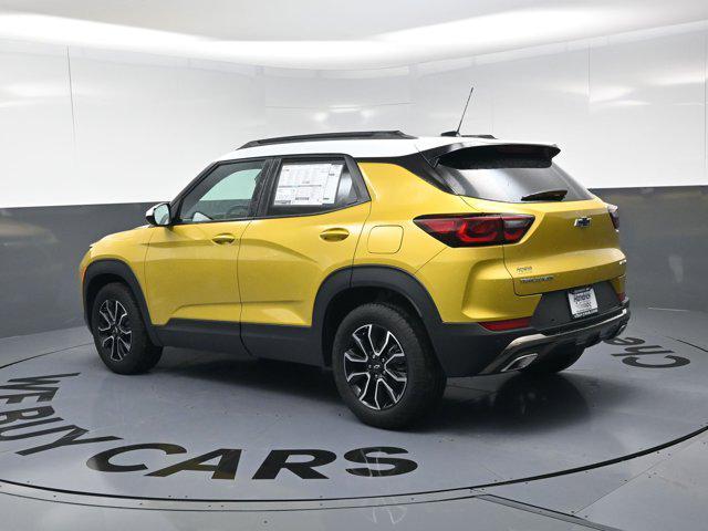 new 2025 Chevrolet TrailBlazer car, priced at $29,403