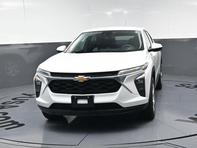 used 2024 Chevrolet Trax car, priced at $22,977