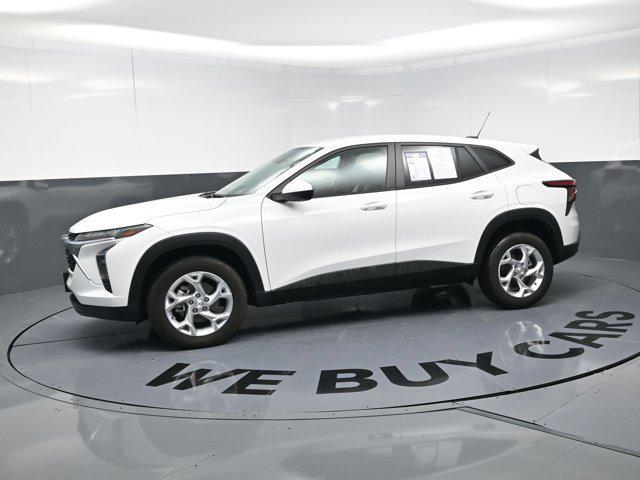 used 2024 Chevrolet Trax car, priced at $22,977