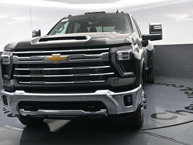 new 2026 Chevrolet Silverado 3500 car, priced at $80,618