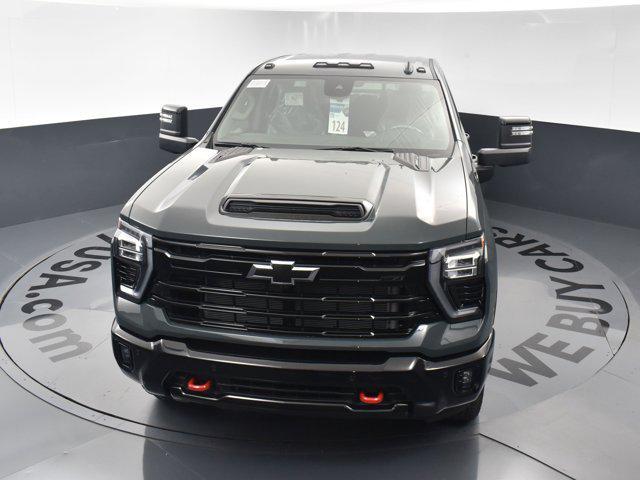 new 2025 Chevrolet Silverado 2500 car, priced at $65,601