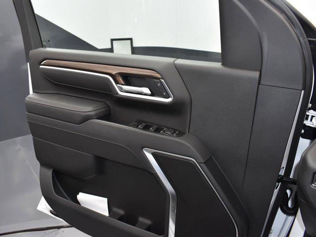 new 2025 Chevrolet Silverado 3500 car, priced at $75,996