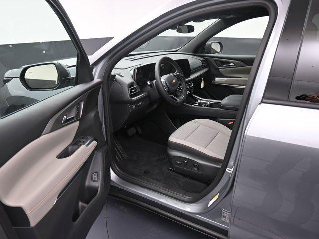 new 2026 Chevrolet Traverse car, priced at $45,160
