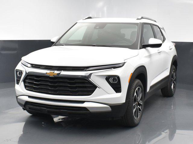 new 2025 Chevrolet TrailBlazer car, priced at $27,265