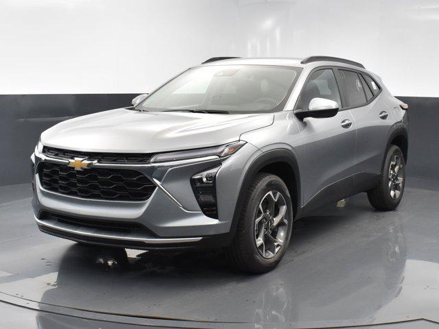 new 2025 Chevrolet Trax car, priced at $25,025