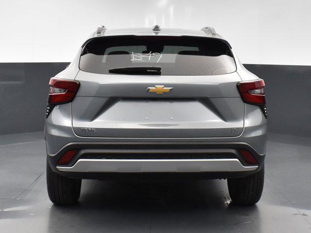 new 2025 Chevrolet Trax car, priced at $25,025