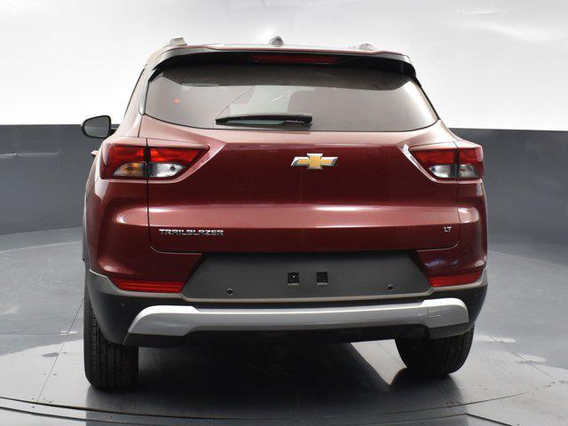 new 2025 Chevrolet TrailBlazer car, priced at $29,205