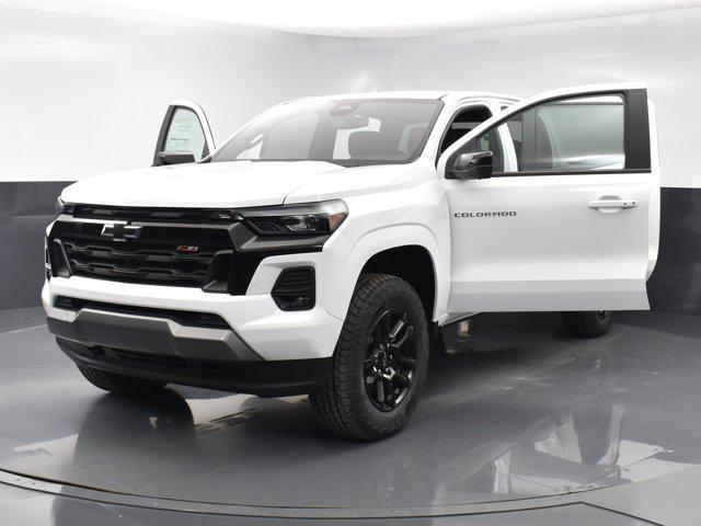 new 2025 Chevrolet Colorado car