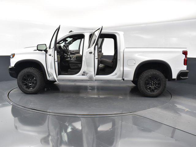 new 2025 Chevrolet Silverado 1500 car, priced at $76,370