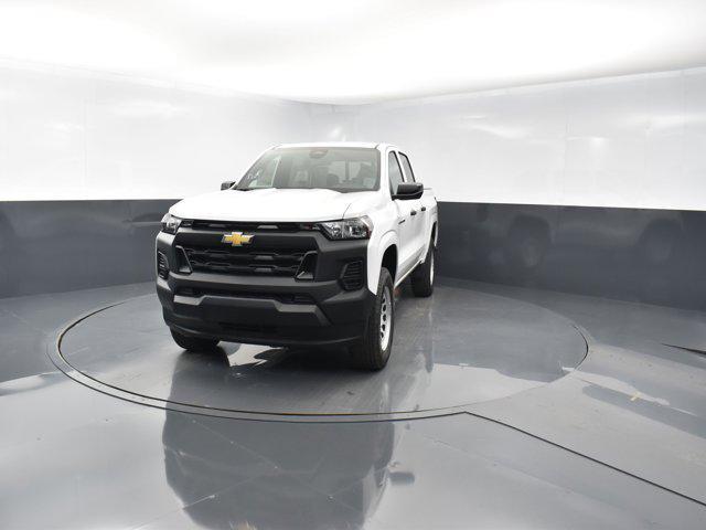 new 2024 Chevrolet Colorado car, priced at $33,315