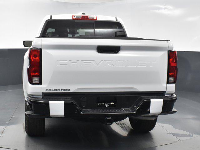 new 2024 Chevrolet Colorado car, priced at $33,315