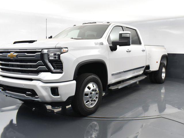 new 2025 Chevrolet Silverado 3500 car, priced at $91,945