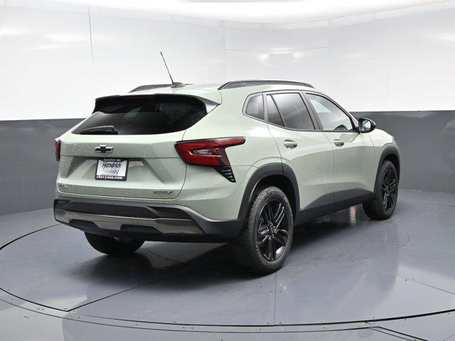 new 2025 Chevrolet Trax car, priced at $27,825