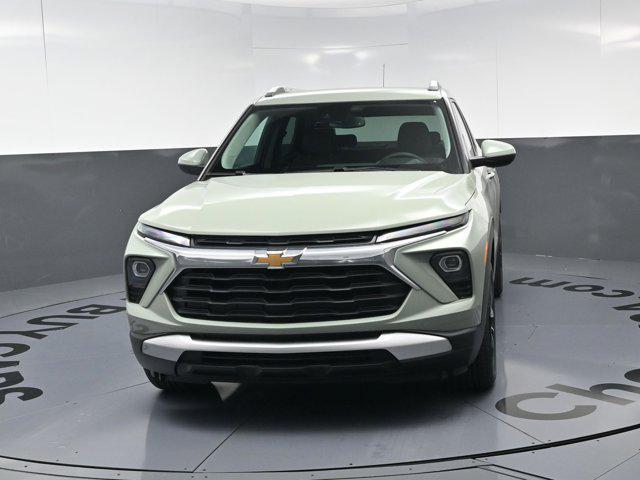new 2026 Chevrolet TrailBlazer car, priced at $27,358