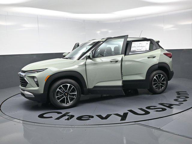 new 2026 Chevrolet TrailBlazer car, priced at $27,358