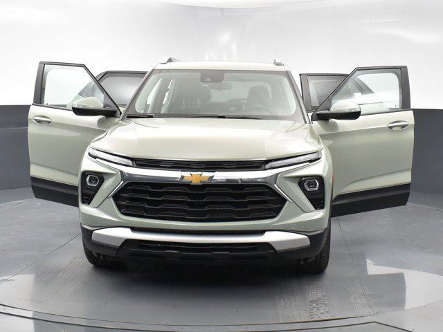 new 2025 Chevrolet TrailBlazer car, priced at $26,925