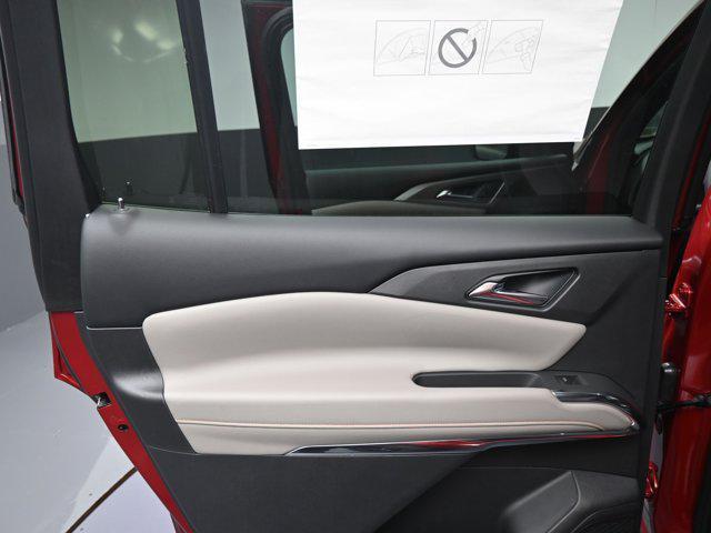 new 2026 Chevrolet Traverse car, priced at $42,921