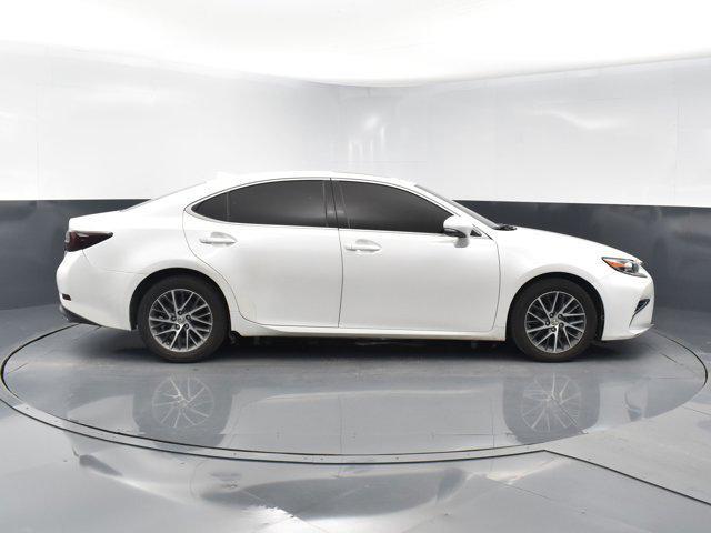 used 2016 Lexus ES 350 car, priced at $21,977