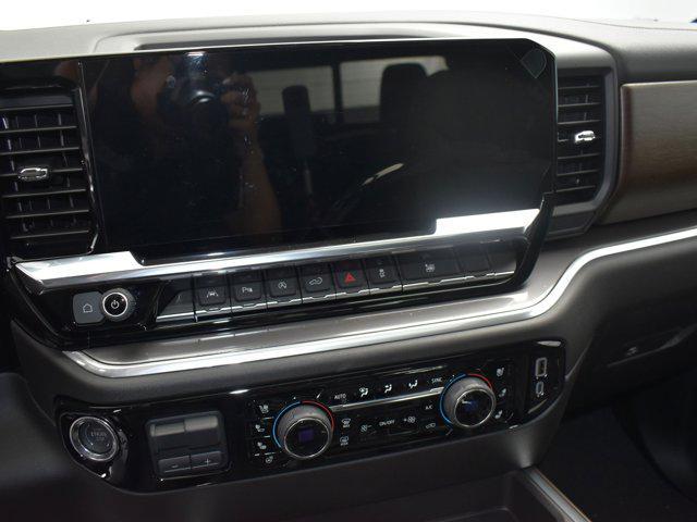 new 2025 Chevrolet Silverado 1500 car, priced at $76,720