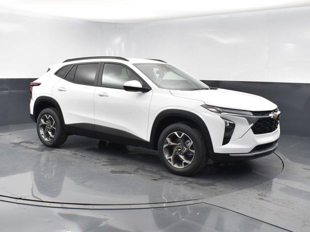 new 2025 Chevrolet Trax car, priced at $25,875
