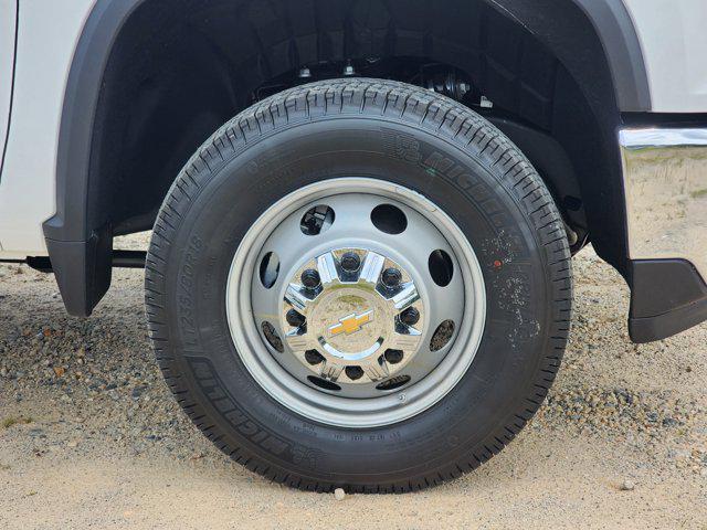 new 2025 Chevrolet Silverado 3500 car, priced at $65,393