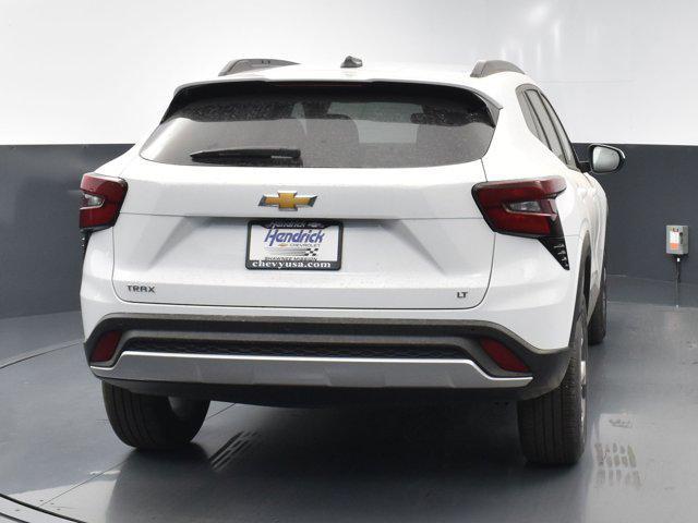 new 2025 Chevrolet Trax car, priced at $24,025