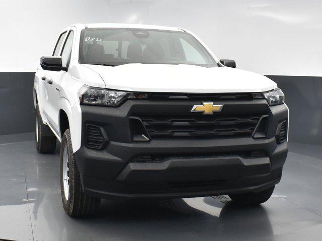 new 2024 Chevrolet Colorado car, priced at $33,315