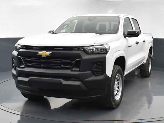 new 2024 Chevrolet Colorado car, priced at $33,315