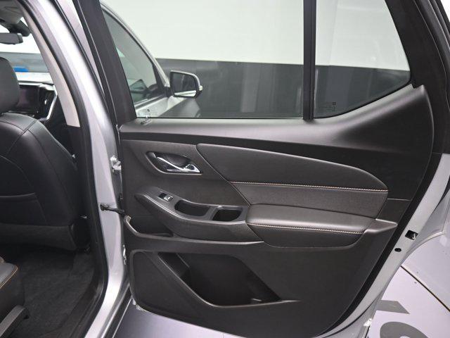 used 2021 Chevrolet Traverse car, priced at $39,977