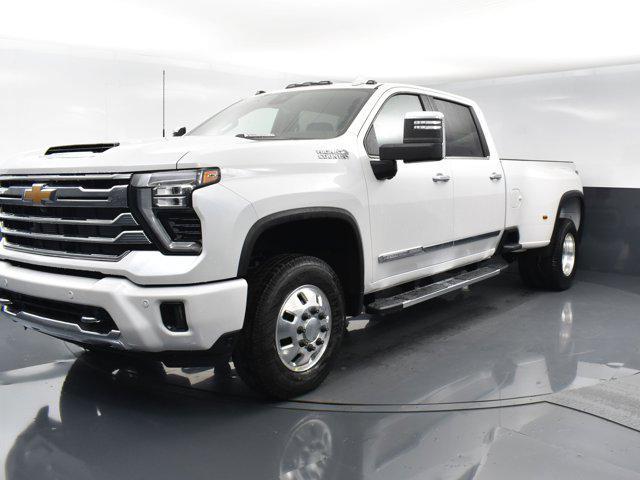 new 2025 Chevrolet Silverado 3500 car, priced at $91,945