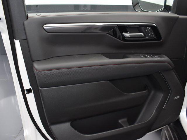 new 2025 Chevrolet Suburban car, priced at $81,081