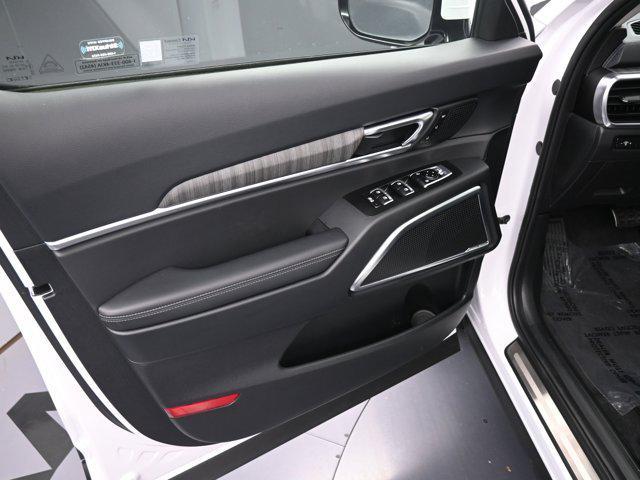 used 2024 Kia Telluride car, priced at $44,977