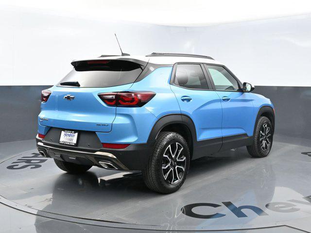 used 2025 Chevrolet TrailBlazer car, priced at $30,977