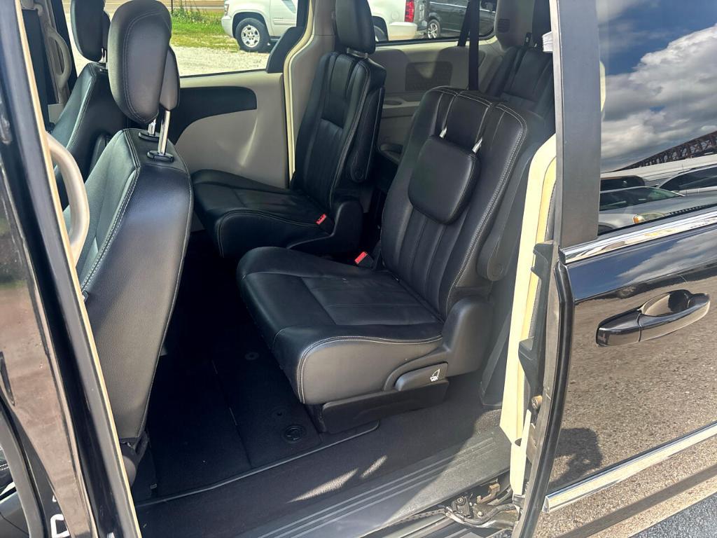 used 2016 Chrysler Town & Country car, priced at $8,850
