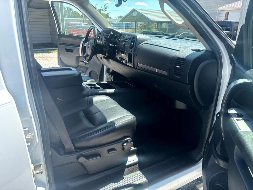 used 2012 GMC Sierra 2500 car, priced at $14,995