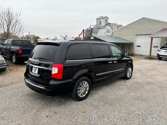 used 2016 Chrysler Town & Country car, priced at $8,995