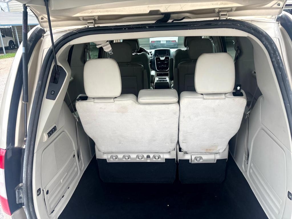 used 2015 Chrysler Town & Country car, priced at $7,995
