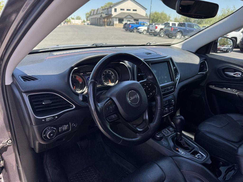 used 2019 Jeep Cherokee car, priced at $19,490