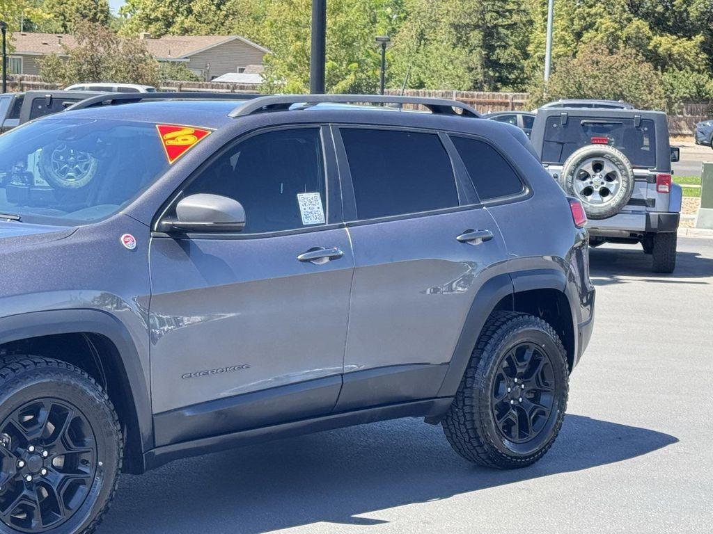 used 2019 Jeep Cherokee car, priced at $19,490