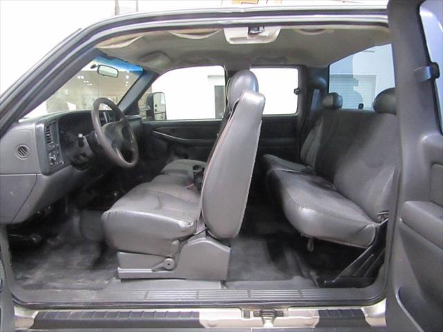 used 2003 Chevrolet Silverado 2500 car, priced at $6,900