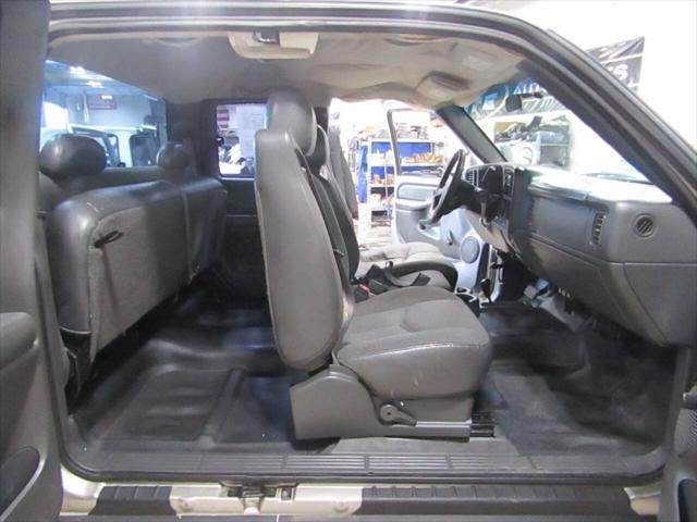 used 2003 Chevrolet Silverado 2500 car, priced at $6,900