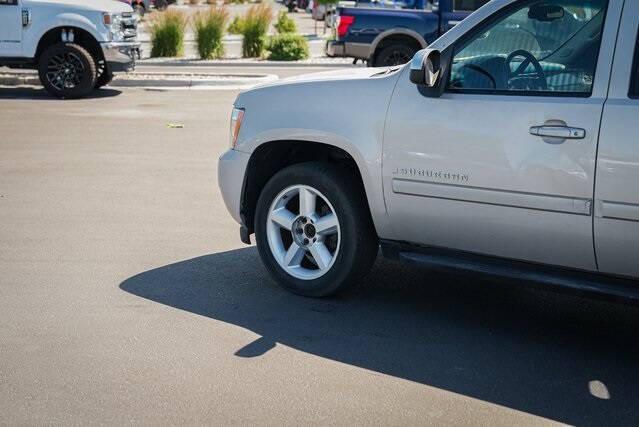 used 2007 Chevrolet Suburban car, priced at $5,990