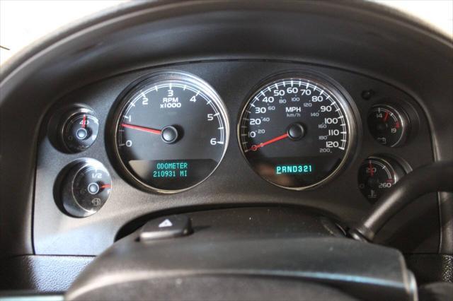 used 2007 Chevrolet Suburban car, priced at $6,900