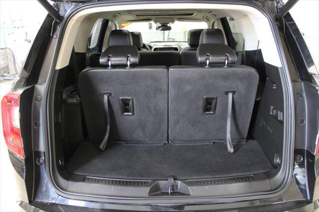 used 2022 GMC Acadia car, priced at $32,900