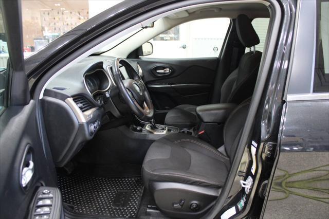used 2016 Jeep Cherokee car, priced at $10,900