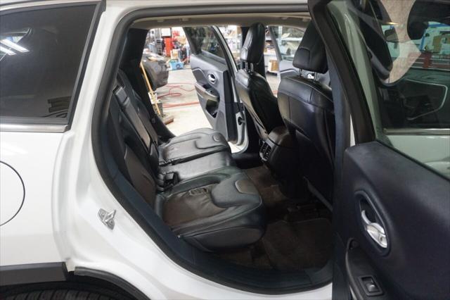 used 2015 Jeep Cherokee car