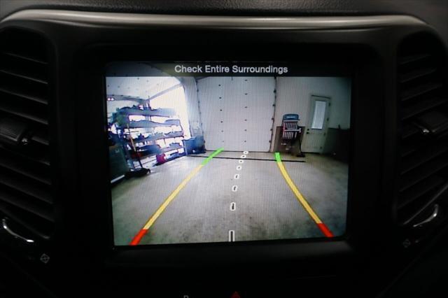 used 2015 Jeep Cherokee car