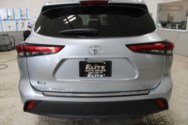 used 2020 Toyota Highlander car, priced at $33,900