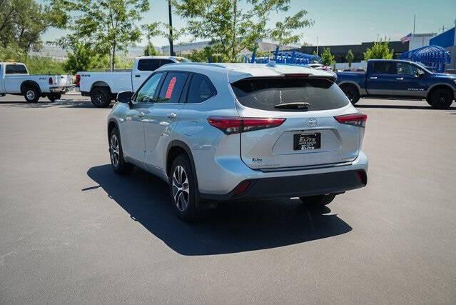 used 2020 Toyota Highlander car, priced at $33,990